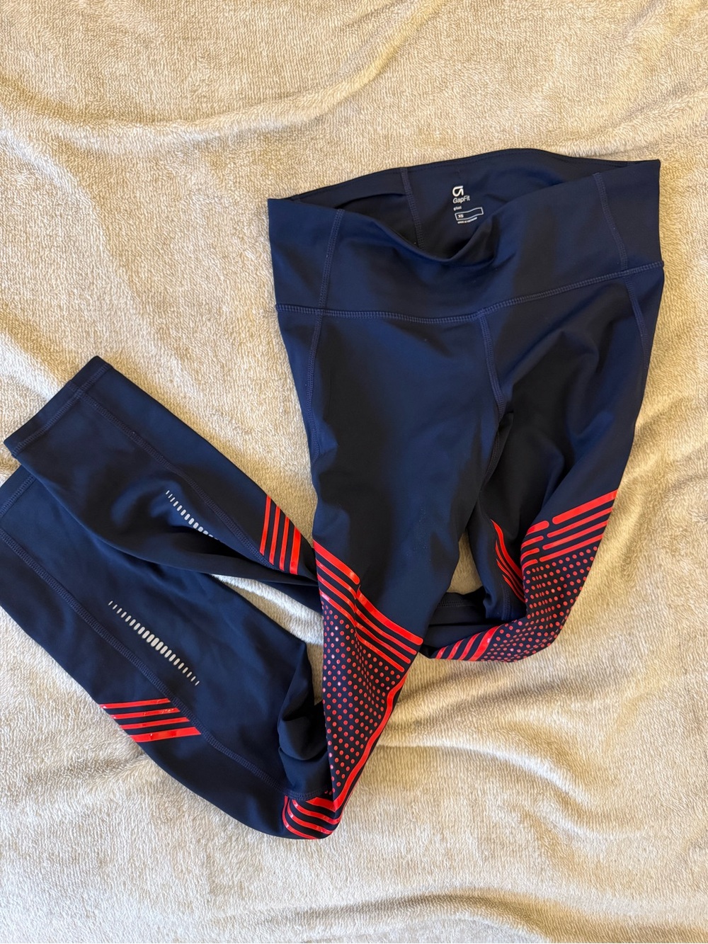 GapFit Women athletic leggings